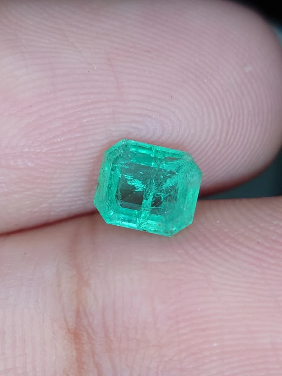 0.7ct Natural Panjshir Emerald from Afghanistan — view 4